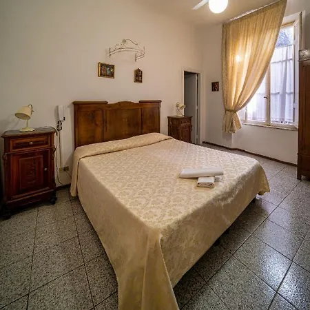 Tre Donzelle * Siena