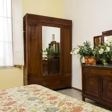 Tre Donzelle Сієна