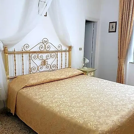 Tre Donzelle * Сієна