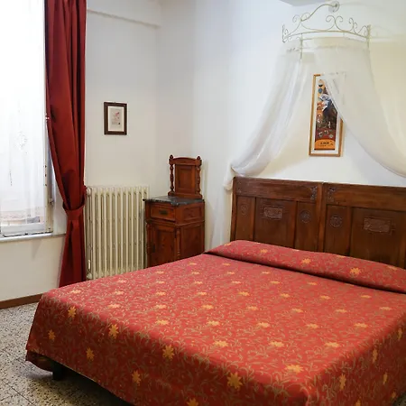 Hotel Tre Donzelle Siena