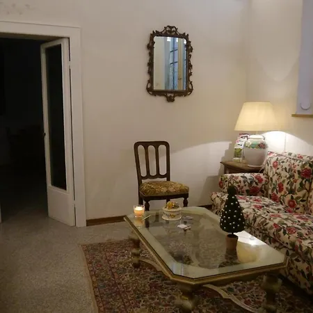 Tre Donzelle Готель