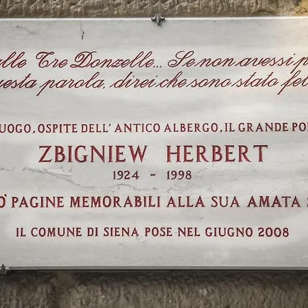 Tre Donzelle Hotell *