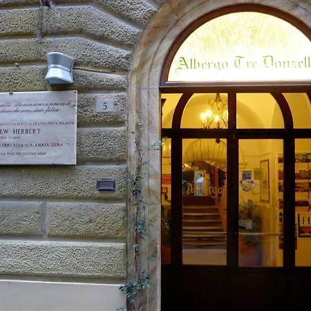 Hotel Tre Donzelle Siena