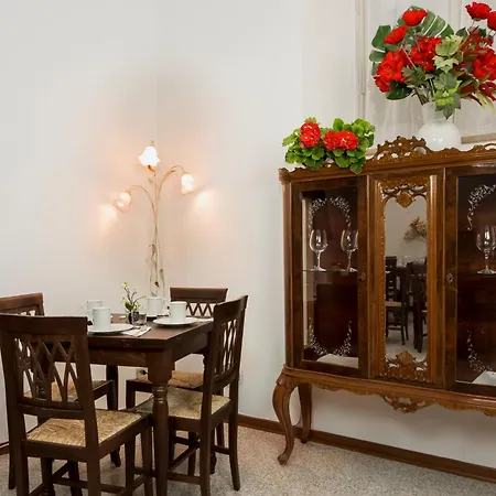 Hotell Tre Donzelle *