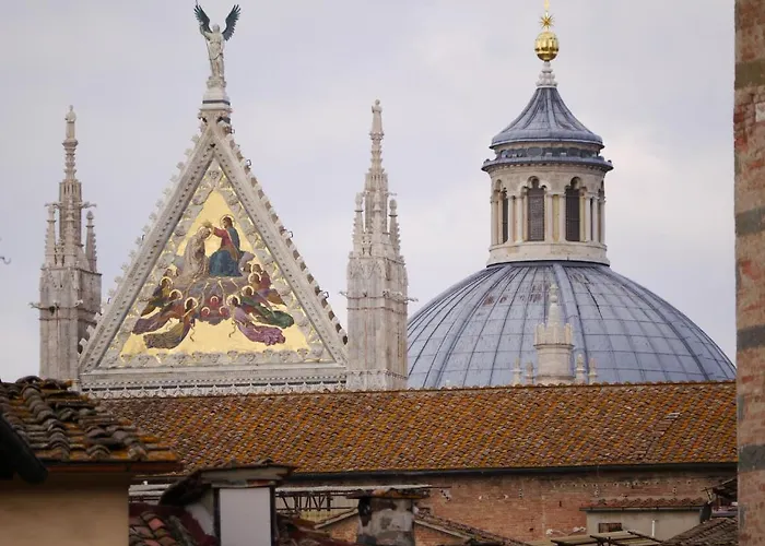 Tre Donzelle * Siena