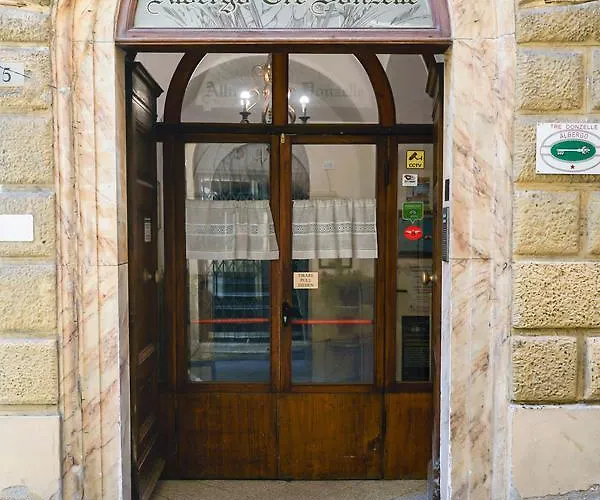 Tre Donzelle * Siena