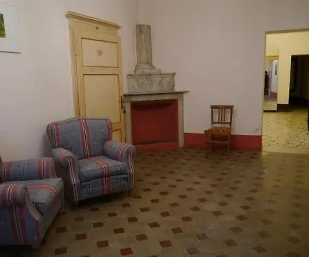 Tre Donzelle Сієна