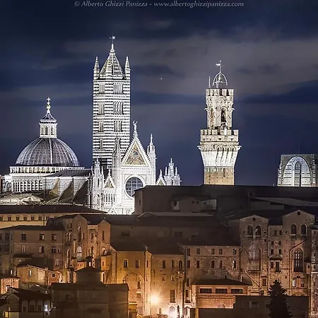 Tre Donzelle Готель *