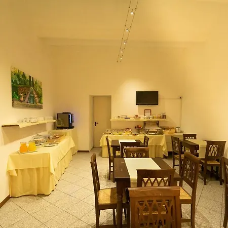 Tre Donzelle Сієна