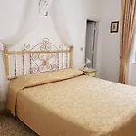 Tre Donzelle Hotel